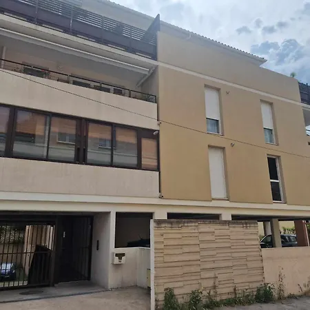 L'arago Νιμ